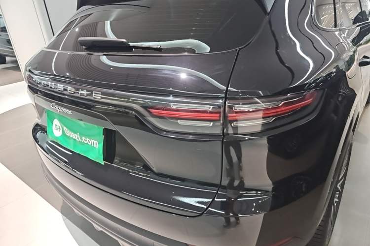 Used Porsche Cayenne 2019 Cayenne 3.0T Exterior 3