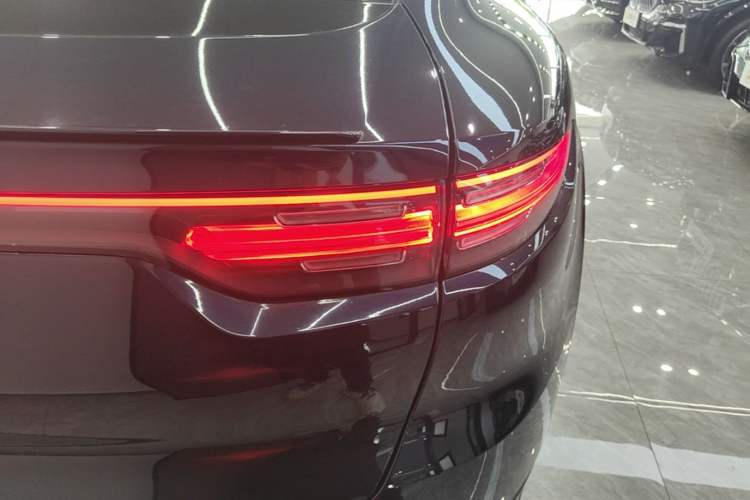 Used Porsche Cayenne 2019 Cayenne Coupé 3.0T Exterior 3