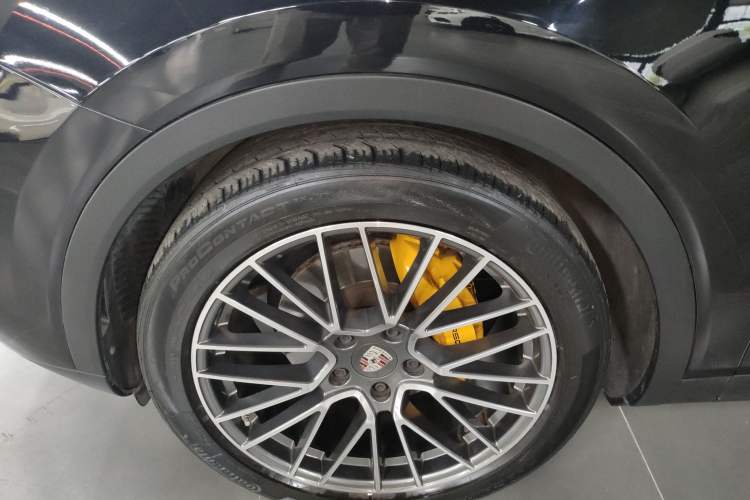 Used Porsche Cayenne 2019 Cayenne 3.0T Exterior 4