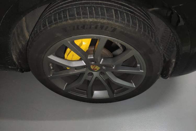 Used Porsche Cayenne 2019 Cayenne 3.0T Exterior 7