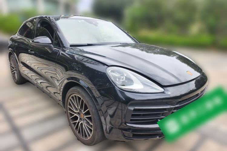 Used Porsche Cayenne 2019 Cayenne Coupé 3.0T Front Right 45 Deg