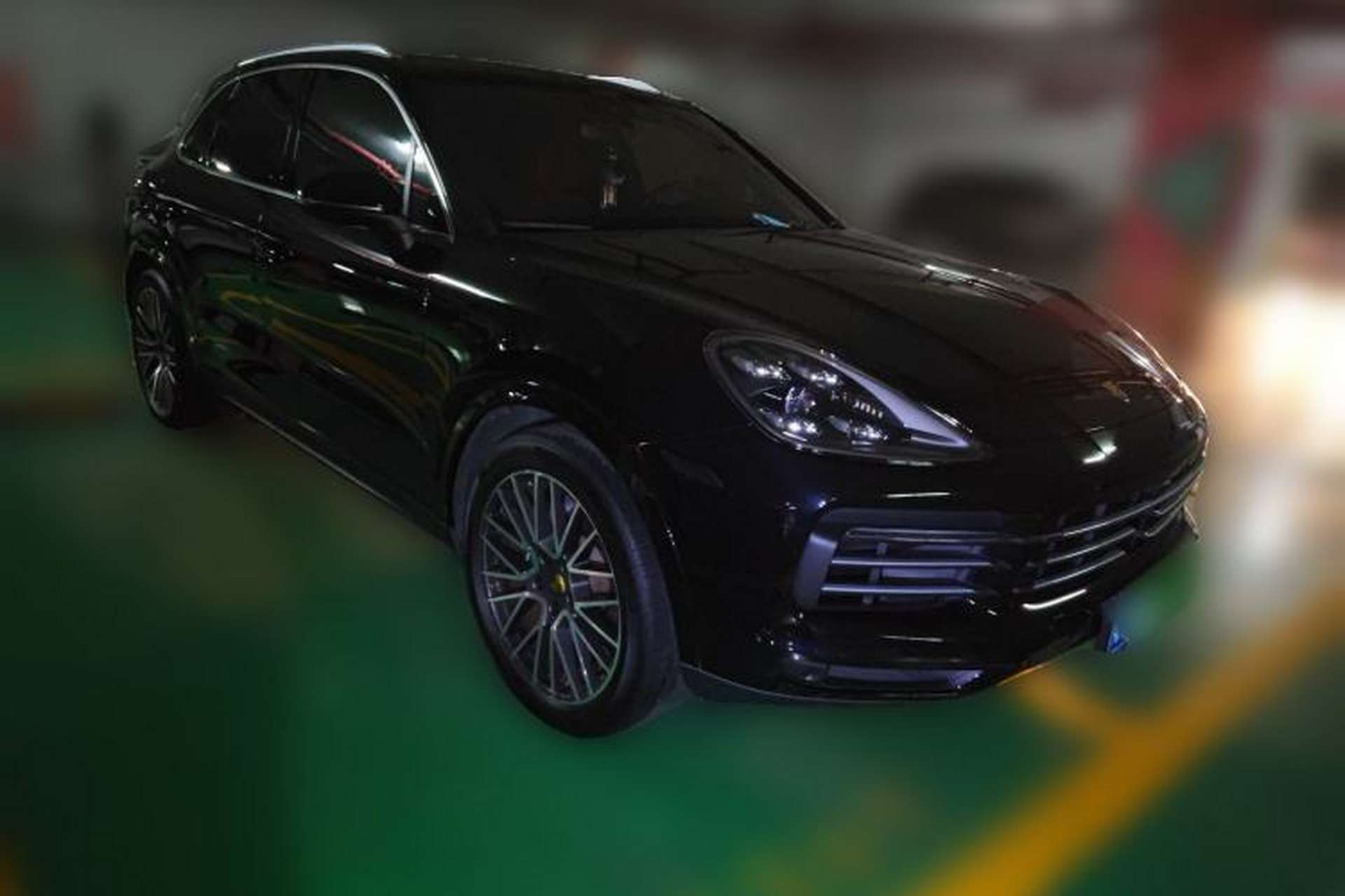 Used Porsche Cayenne 2019 Cayenne 3.0T Front Right 45 Deg