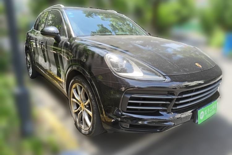 Used Porsche Cayenne  Front Right 45 Deg