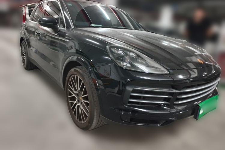 Used Porsche Cayenne 2019 Cayenne 3.0T Front Right 45 Deg