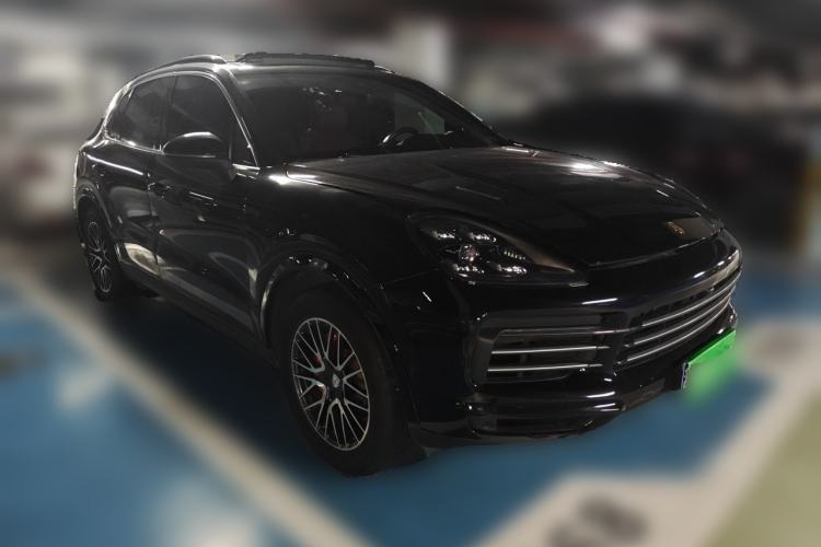 Used Porsche Cayenne 2019 Cayenne 3.0T Front Right 45 Deg