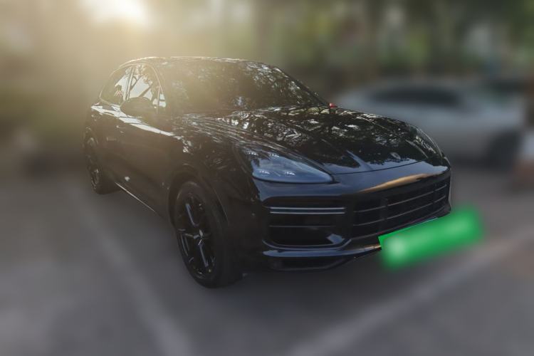 Used Porsche Cayenne 2019 Cayenne 3.0T Front Right 45 Deg