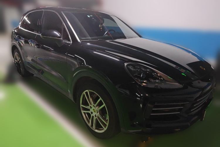 Used Porsche Cayenne 2019 Cayenne 3.0T Front Right 45 Deg