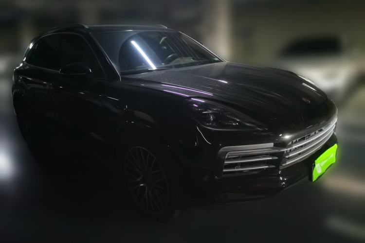 Used Porsche Cayenne 2019 Cayenne 3.0T Front Right 45 Deg