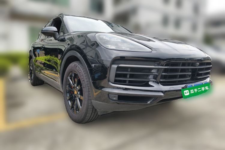 Used Porsche Cayenne 2019 Cayenne 3.0T Front Right 45 Deg