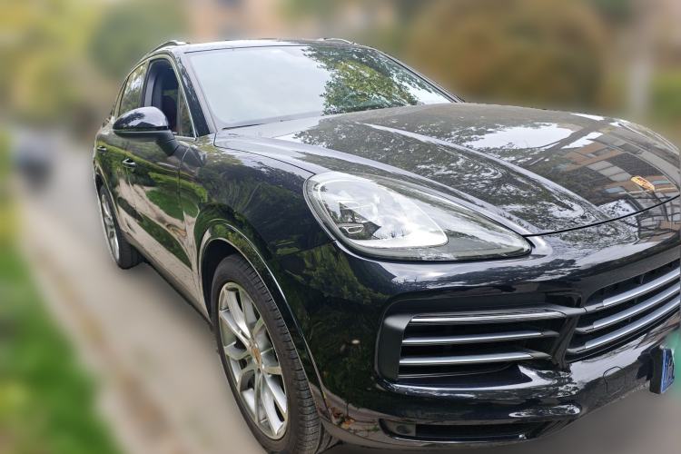Used Porsche Cayenne 2019 Cayenne 3.0T Front Right 45 Deg