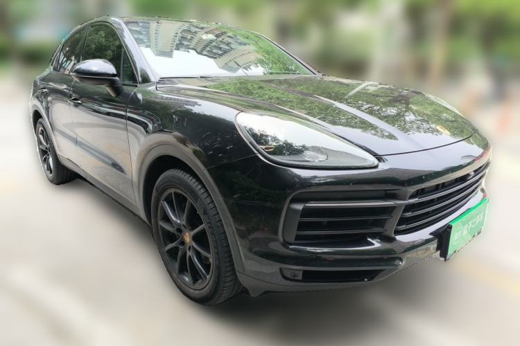 Used Porsche Cayenne 2019 Cayenne Coupé 3.0T Front Right 45 Deg