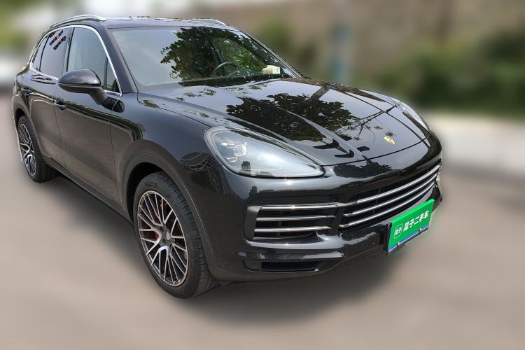 Used Porsche Cayenne 2019 Cayenne 3.0T Front Right 45 Deg