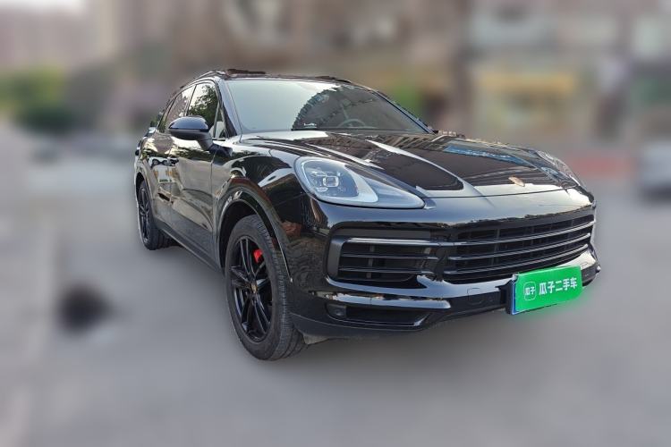 Used Porsche Cayenne 2019 Cayenne 3.0T Front Right 45 Deg