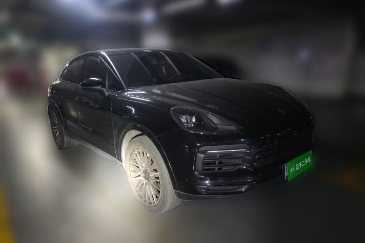 Used Porsche Cayenne 2019 Cayenne Coupé 3.0T Front Right 45 Deg