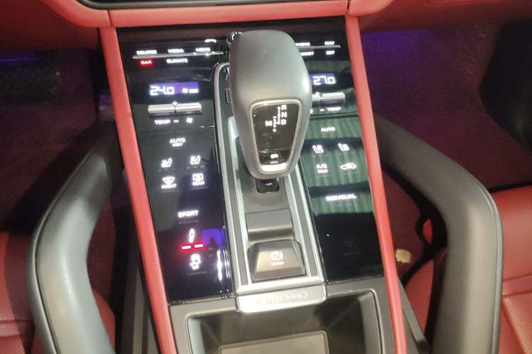 Used Porsche Cayenne 2019 Cayenne 3.0T Gear Lever