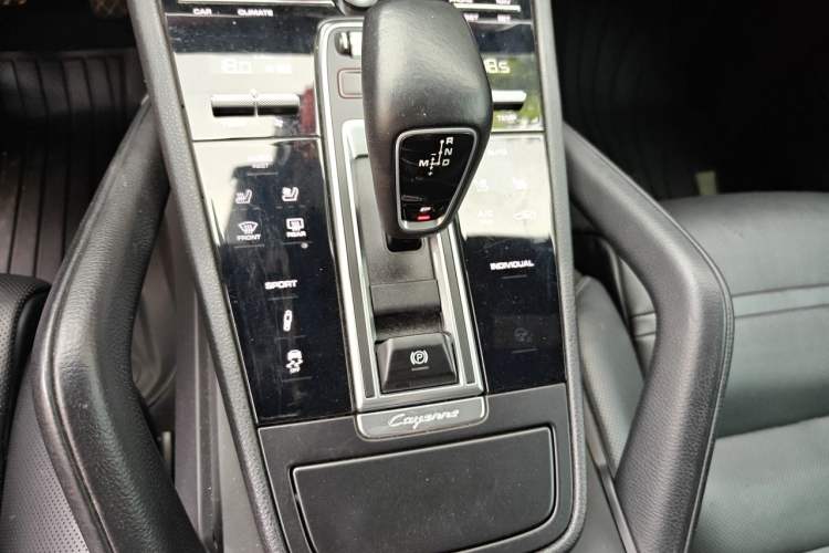 Used Porsche Cayenne 2019 Cayenne 3.0T Gear Lever