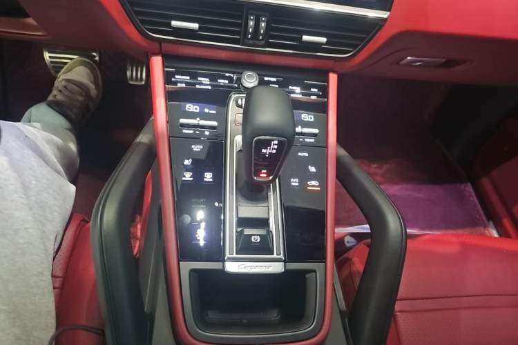 Used Porsche Cayenne 2019 Cayenne 3.0T Gear Lever