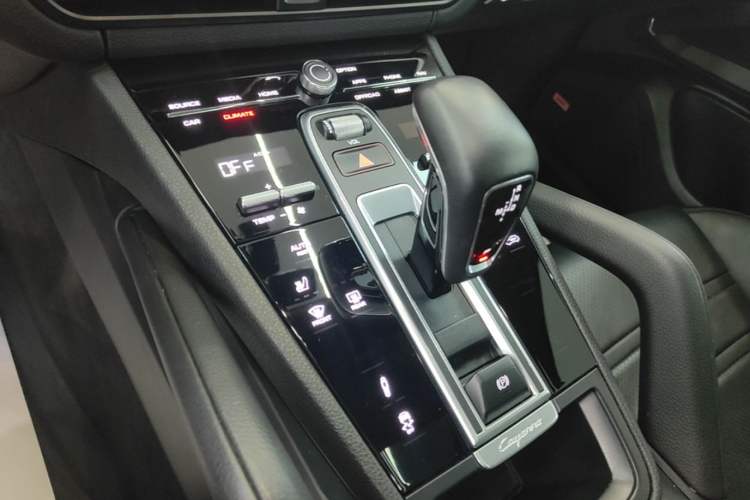 Used Porsche Cayenne 2019 Cayenne Coupé 3.0T Gear Lever