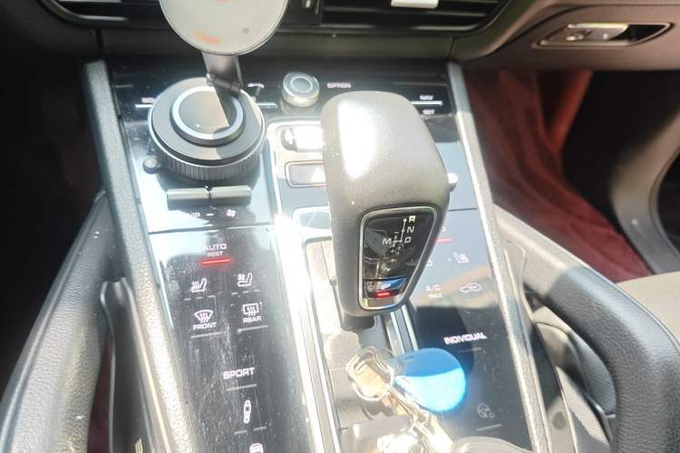 Used Porsche Cayenne 2019 Cayenne 3.0T Gear Lever