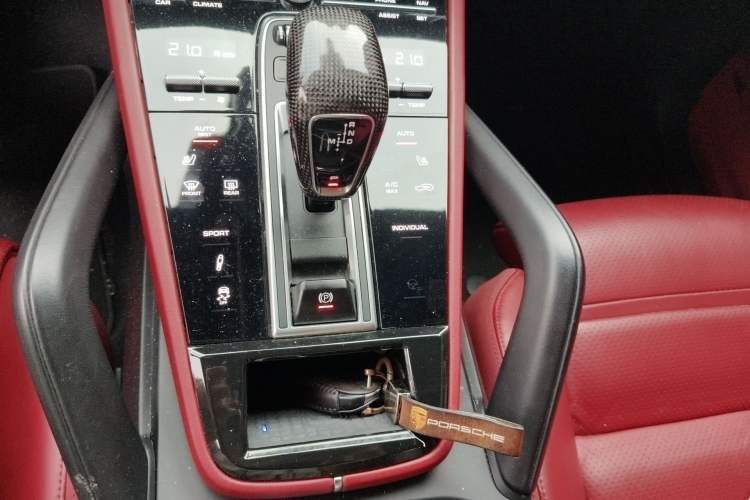 Used Porsche Cayenne 2019 Cayenne 3.0T Gear Lever
