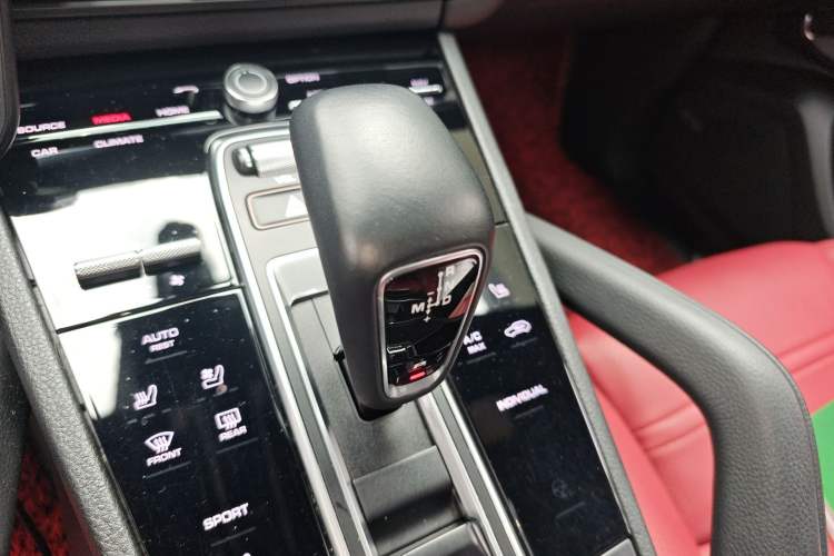 Used Porsche Cayenne 2019 Cayenne 3.0T Gear Lever