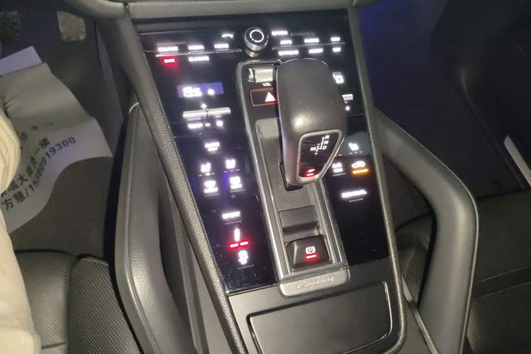 Used Porsche Cayenne 2019 Cayenne 3.0T Gear Lever