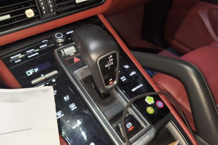 Used Porsche Cayenne 2019 Cayenne 3.0T Gear Lever
