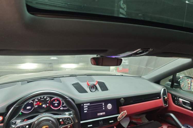 Used Porsche Cayenne 2019 Cayenne Coupé 3.0T Headliner