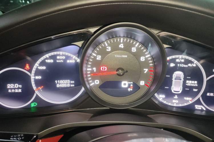 Used Porsche Cayenne 2019 Cayenne 3.0T Instrument Cluster
