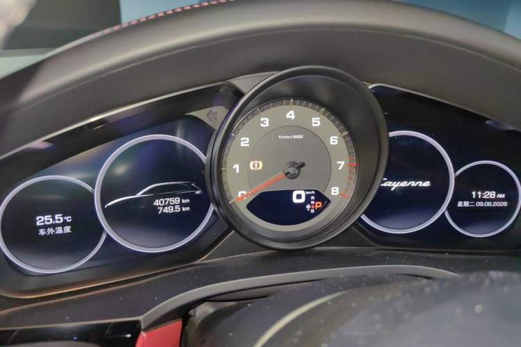 Used Porsche Cayenne 2019 Cayenne 3.0T Instrument Cluster