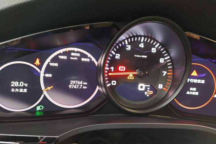 Used Porsche Cayenne 2019 Cayenne 3.0T Instrument Cluster