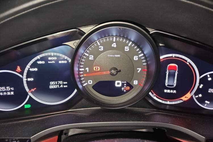 Used Porsche Cayenne 2019 Cayenne 3.0T Instrument Cluster