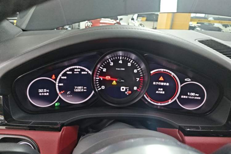 Used Porsche Cayenne 2019 Cayenne 3.0T Instrument Cluster