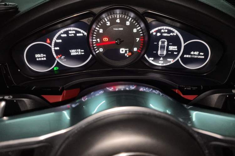Used Porsche Cayenne 2019 Cayenne 3.0T Instrument Cluster