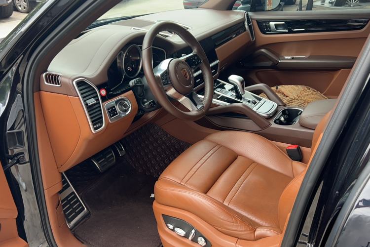 Used Porsche Cayenne 2019 Cayenne 3.0T Interior 1