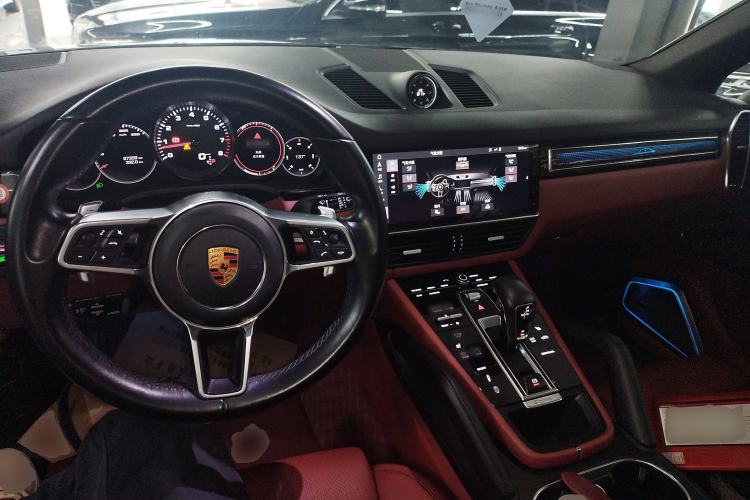 Used Porsche Cayenne 2019 Cayenne 3.0T Interior 2