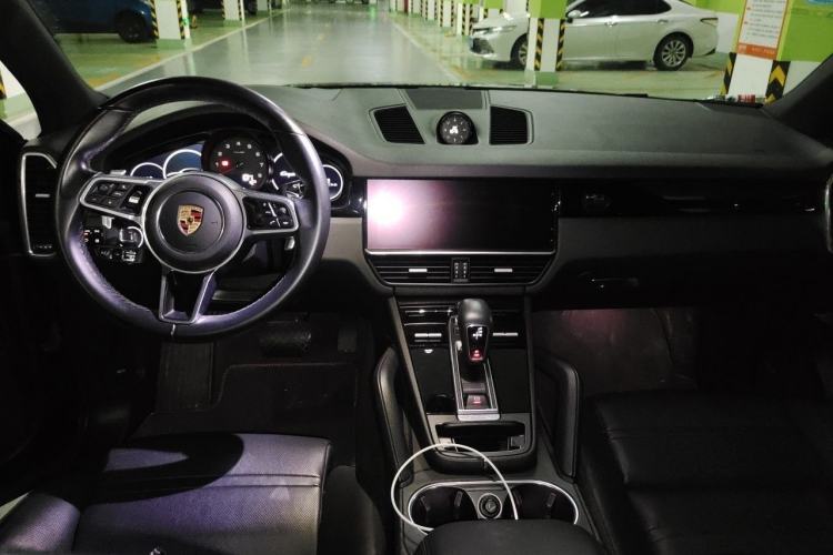 Used Porsche Cayenne 2019 Cayenne 3.0T Interior 2