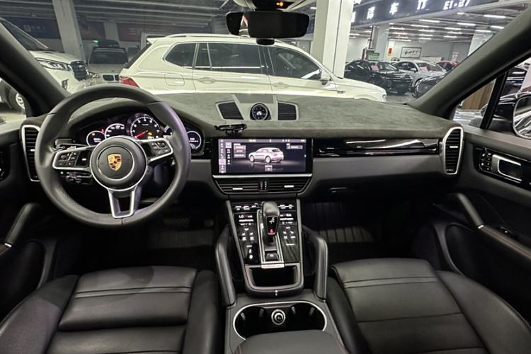 Used Porsche Cayenne 2019 Cayenne 3.0T Interior 4