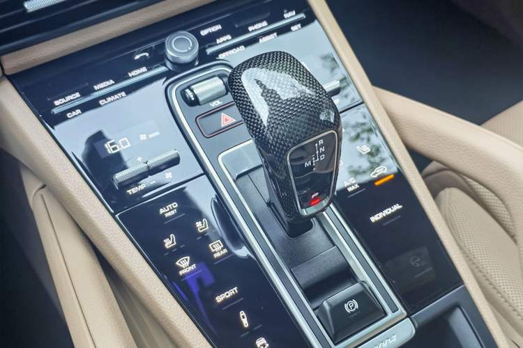 Used Porsche Cayenne 2019 Cayenne 3.0T Interior 5