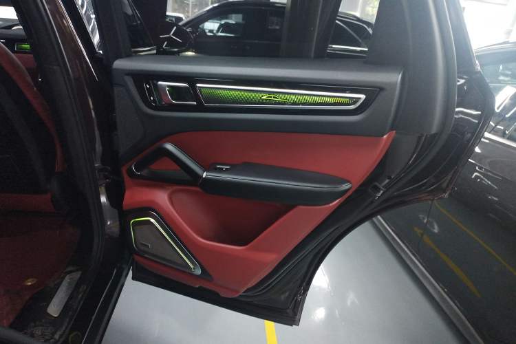Used Porsche Cayenne 2019 Cayenne 3.0T Interior 6