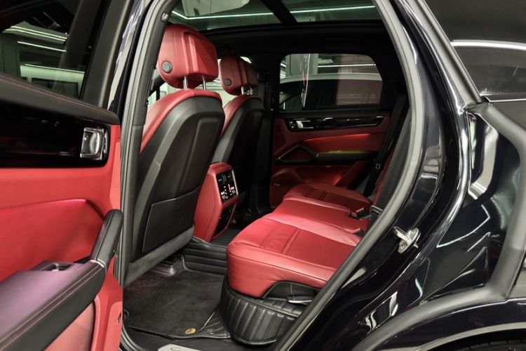 Used Porsche Cayenne 2019 Cayenne 3.0T Interior 7