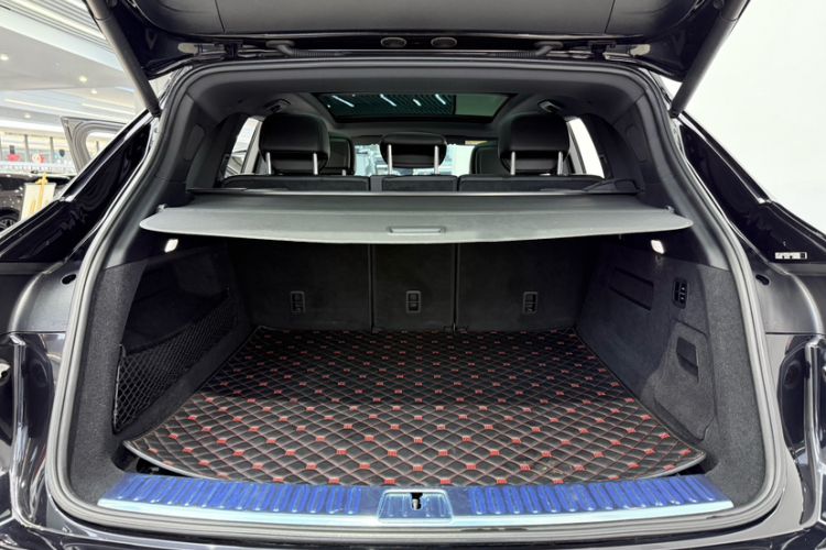 Used Porsche Cayenne 2019 Cayenne 3.0T Interior 9