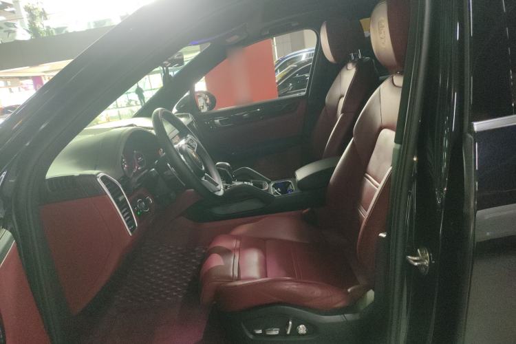 Used Porsche Cayenne 2019 Cayenne 3.0T Left Front Seat