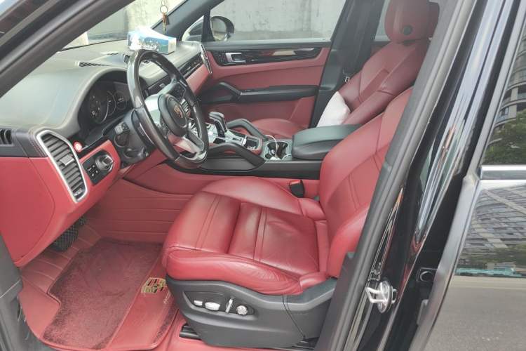 Used Porsche Cayenne 2019 Cayenne 3.0T Left Front Seat