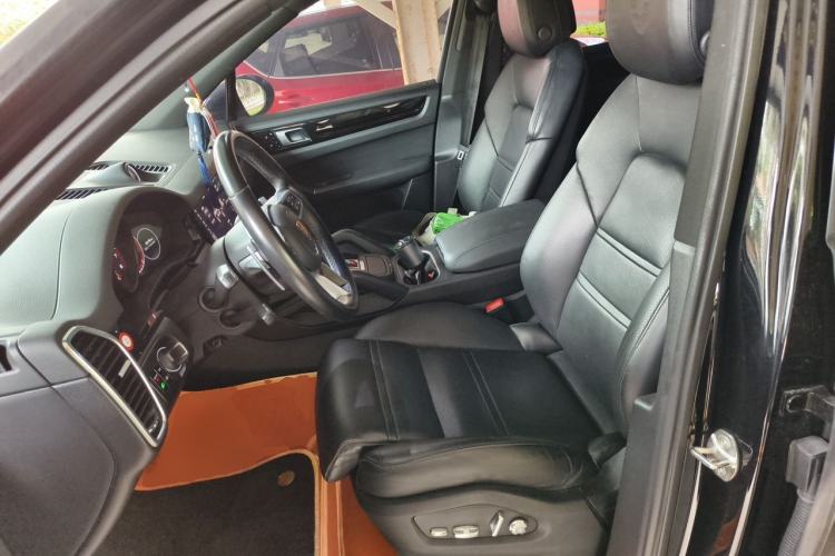 Used Porsche Cayenne 2019 Cayenne 3.0T Left Front Seat