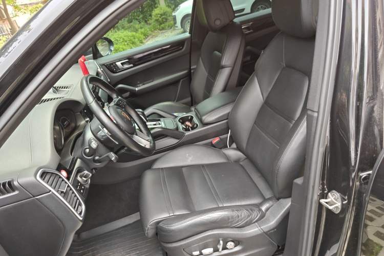 Used Porsche Cayenne 2019 Cayenne 3.0T Left Front Seat