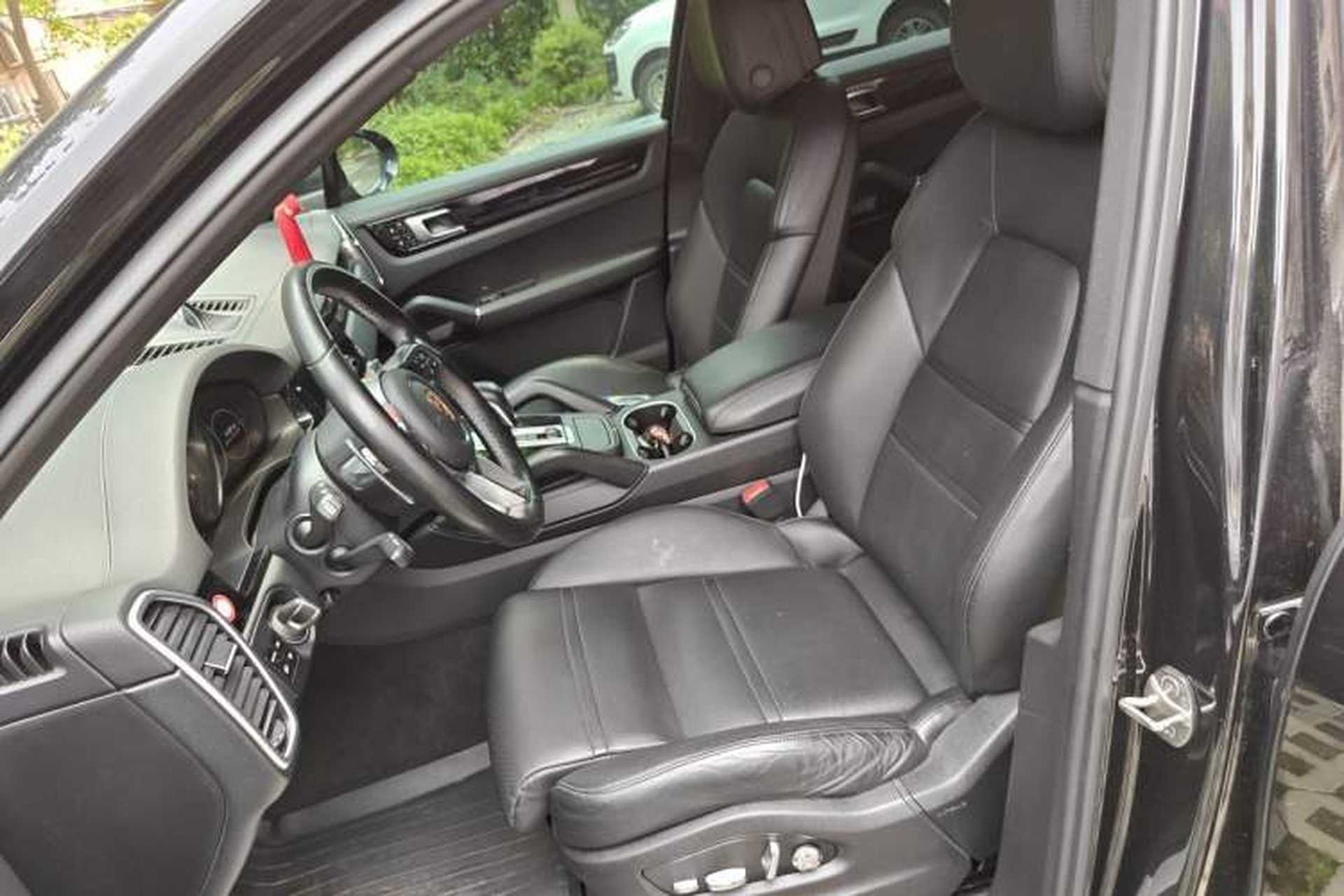 Used Porsche Cayenne 2019 Cayenne 3.0T Left Front Seat