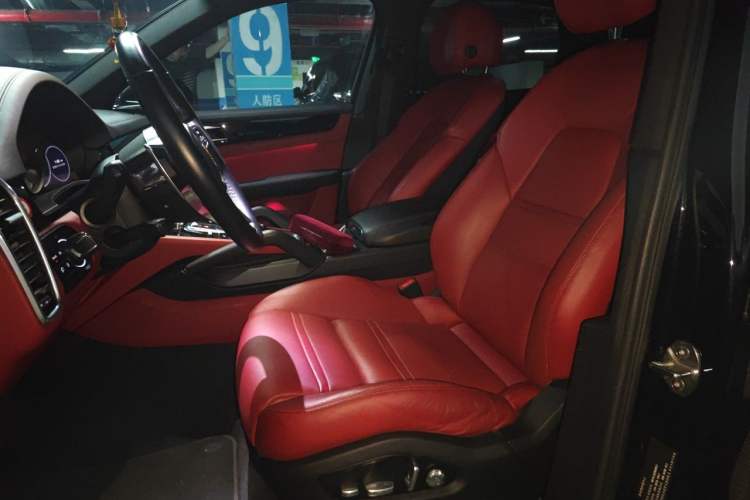 Used Porsche Cayenne 2019 Cayenne 3.0T Left Front Seat
