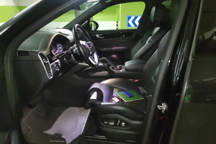 Used Porsche Cayenne 2019 Cayenne 3.0T Left Front Seat