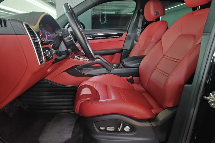 Used Porsche Cayenne 2019 Cayenne 3.0T Left Front Seat